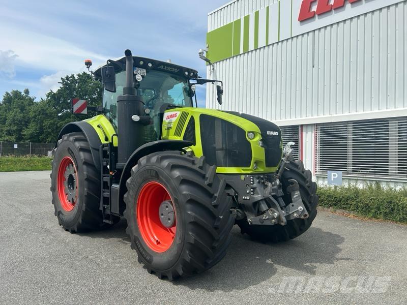 CLAAS Axion 960 Tractors