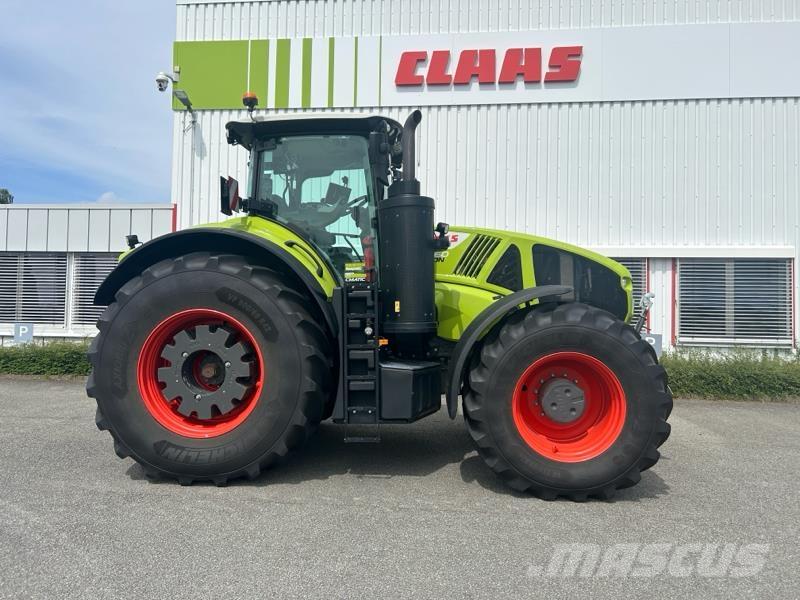 CLAAS Axion 960 Tractors