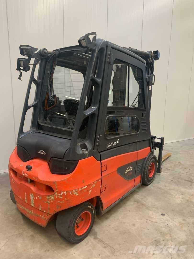 Linde E30 Electric forklift trucks