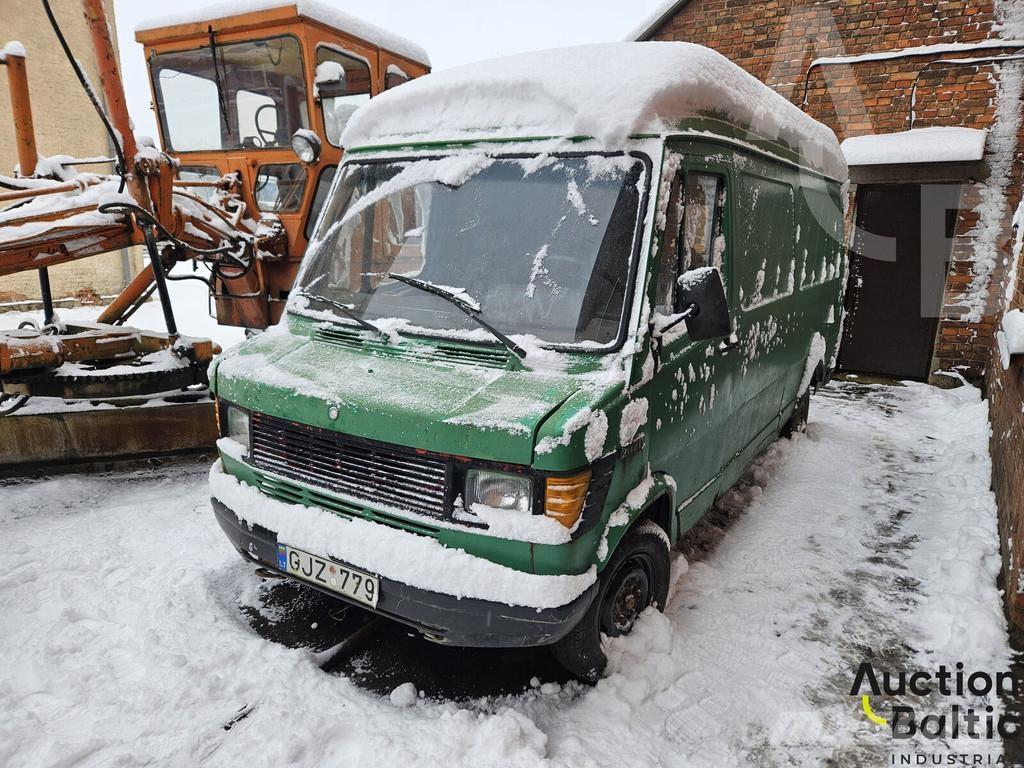 Mercedes-Benz 207D Panel vans