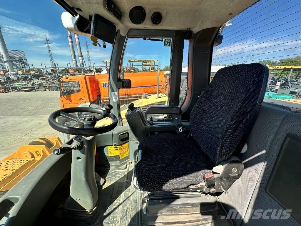 Liebherr L 550 Wheel loaders