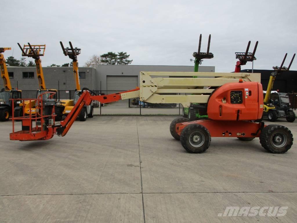 JLG 510 AJ (048) Compact self-propelled boom lifts
