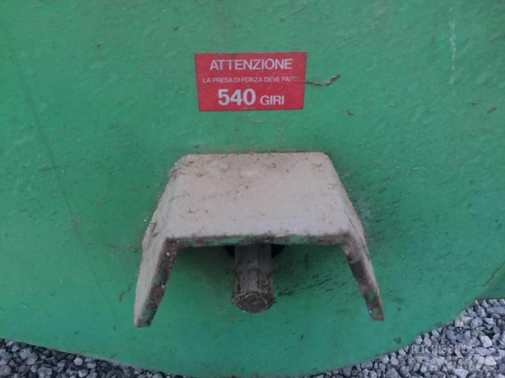  Strahl  700 Other farming machines