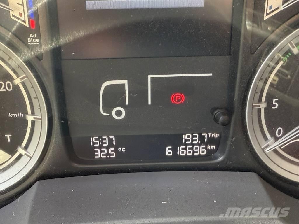 DAF XF Truck Tractor Units