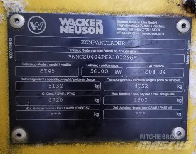 Wacker Neuson ST45 Crawler FEL's
