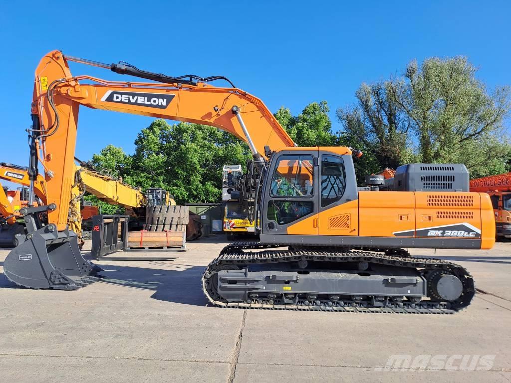 Develon DX300LC-7M Crawler excavators