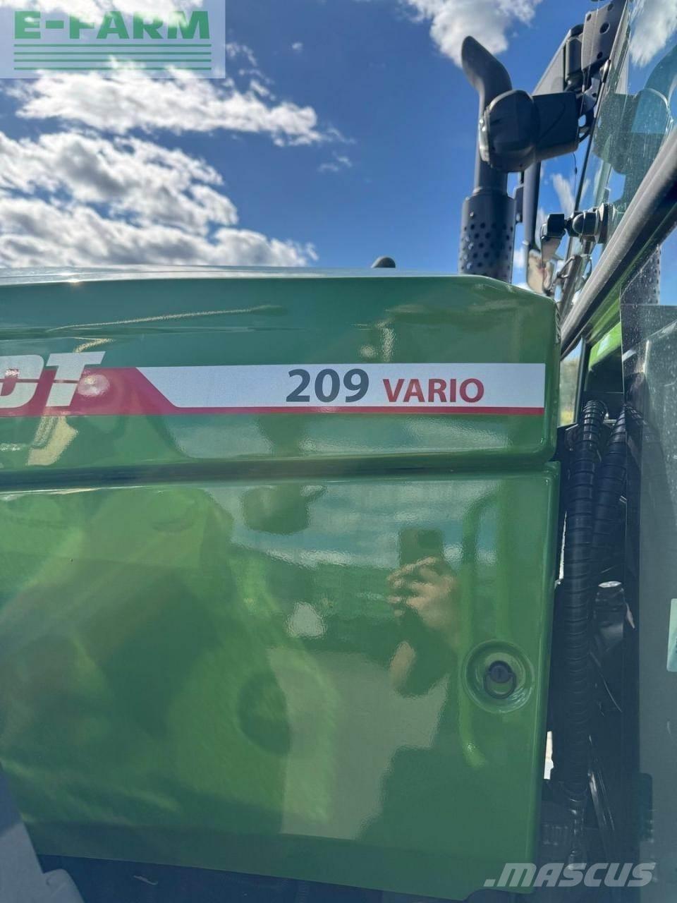 Fendt 209 Tractors