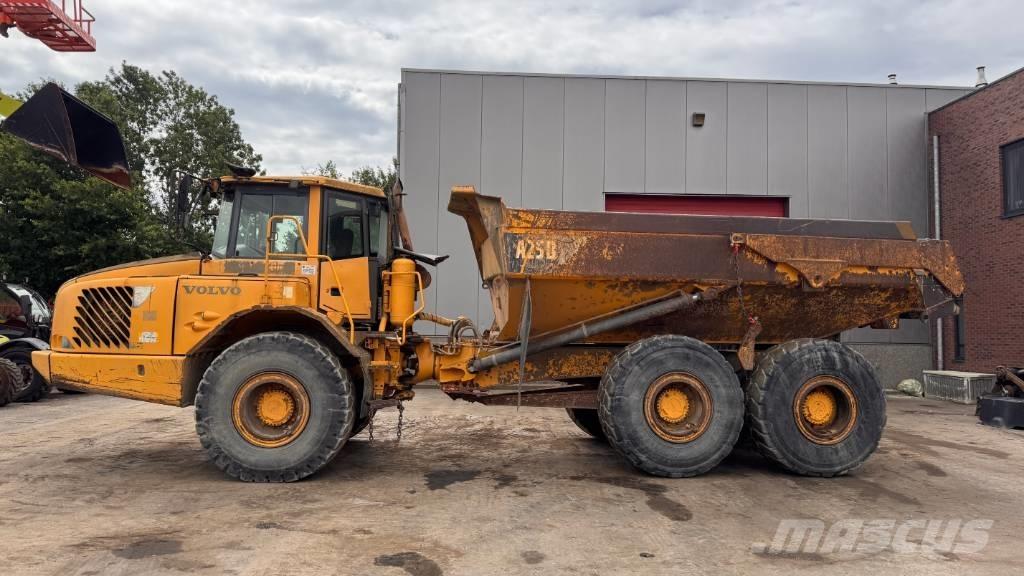 Volvo A 25 D Articulated Haulers
