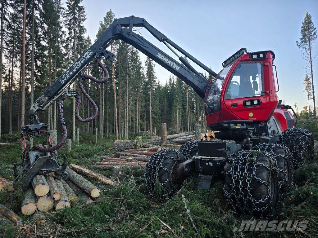 Komatsu 901 Harvesters