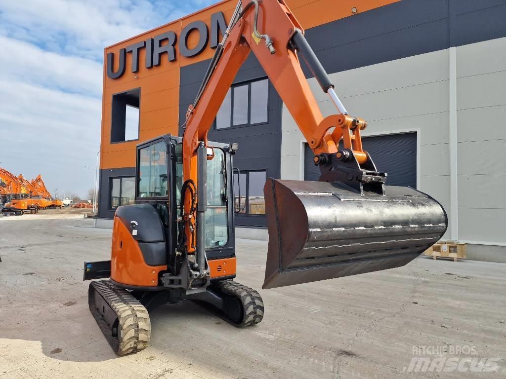 Hitachi ZX38U-6 Mini excavators < 7t
