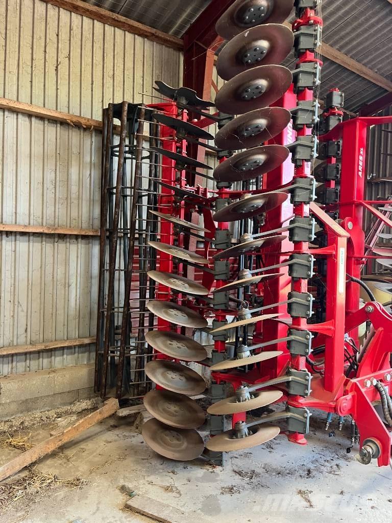 Unia Ares 600 Disc harrows