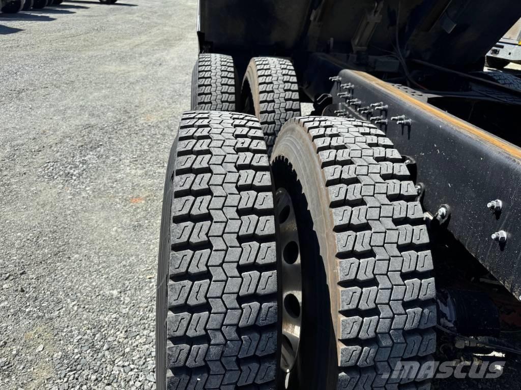 Mack Granite 84FR Tipper trucks