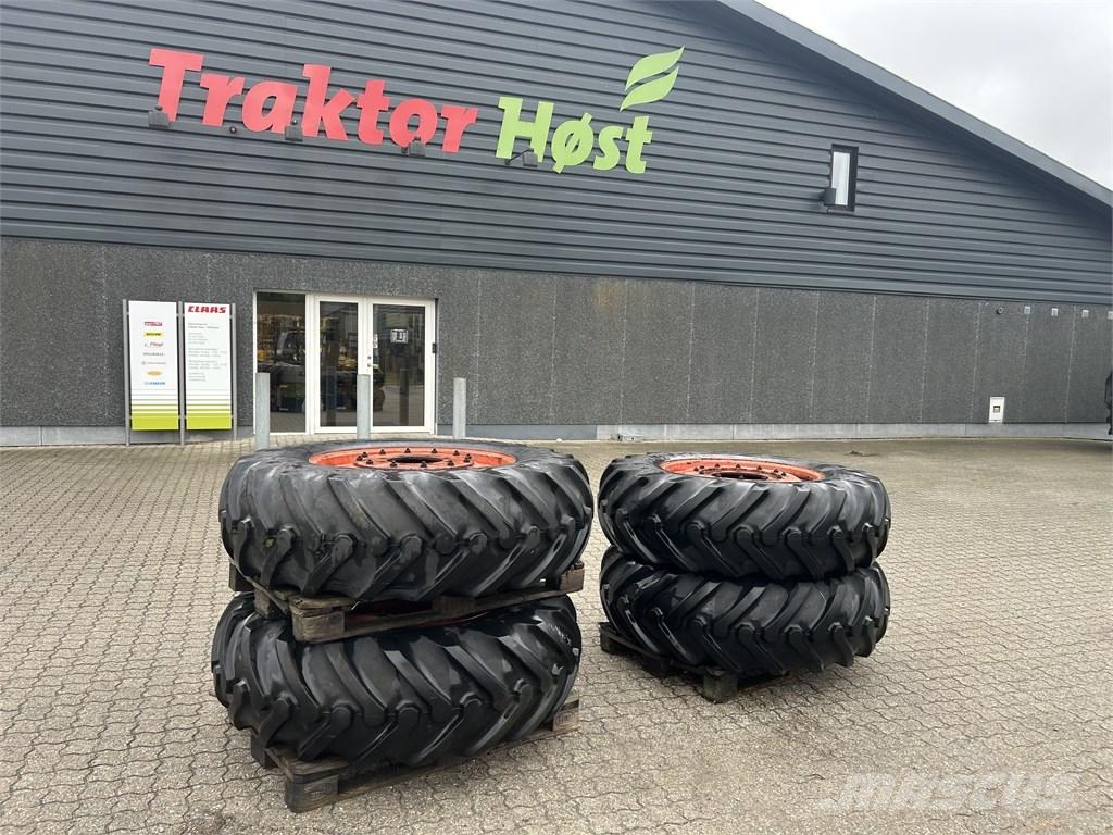 Goodyear 16,9-30 Tyres, wheels and rims