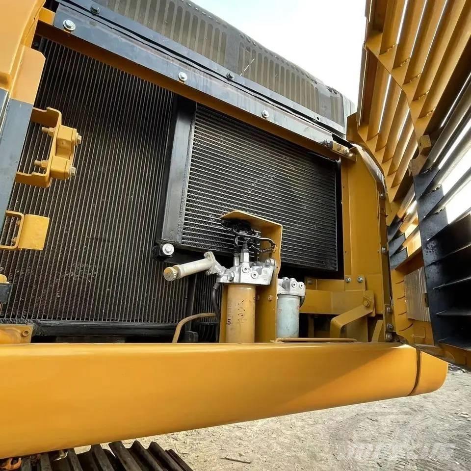 CAT 336D Crawler excavators