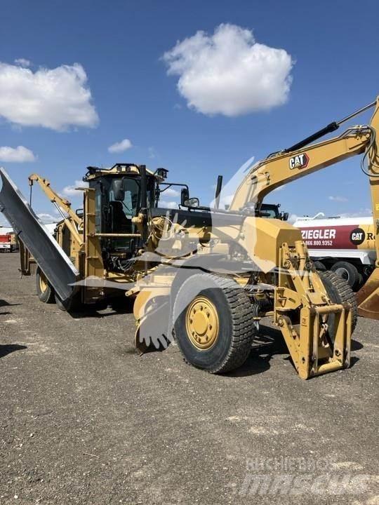 CAT 140M AWD Graders