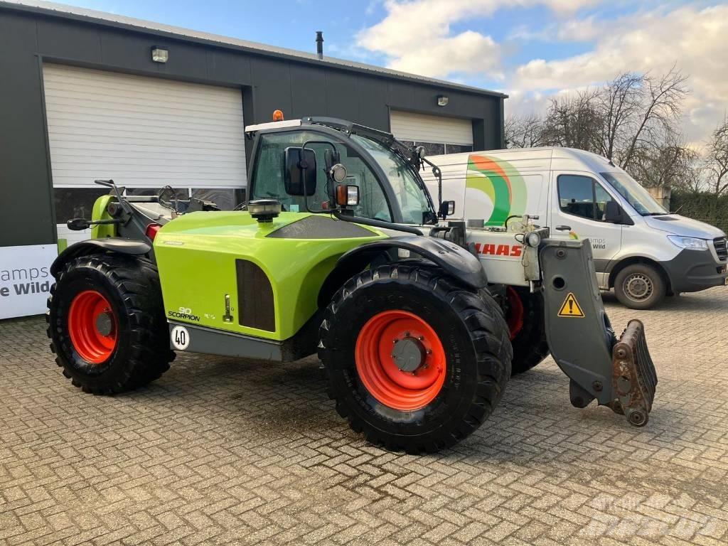 CLAAS Scorpion 9040 Farming telehandlers