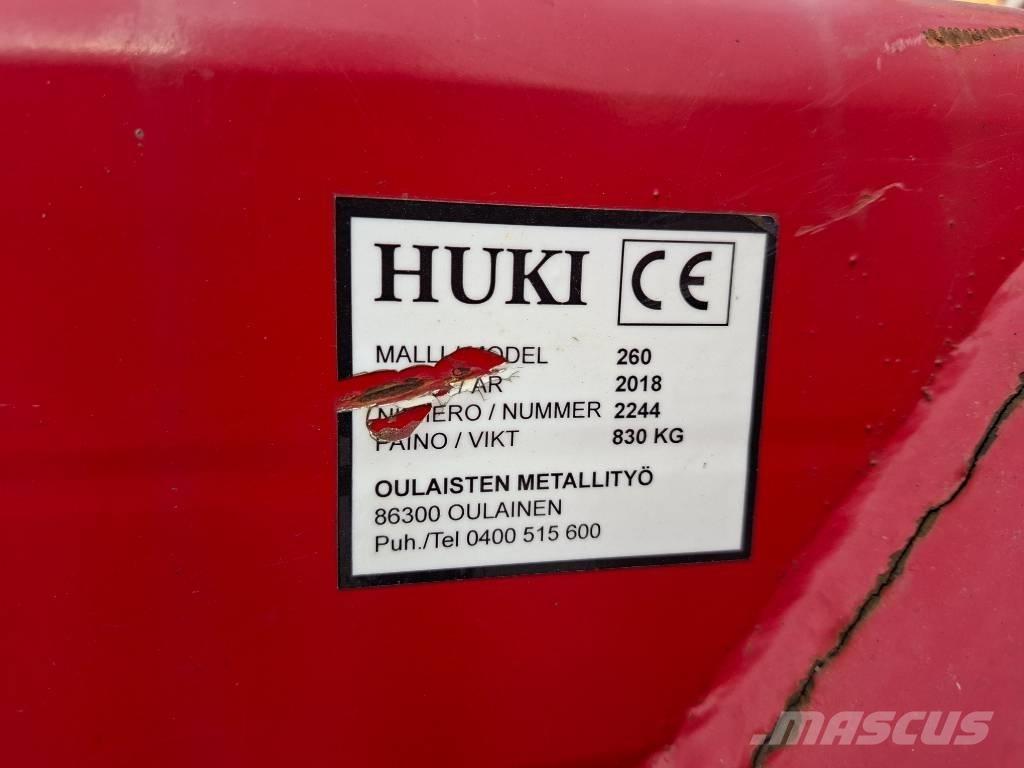  Huki 260 Snow throwers