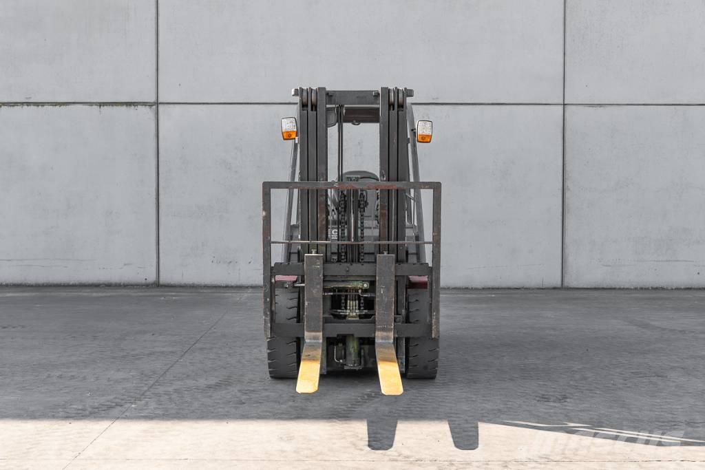 Manitou MI 30 D Diesel trucks