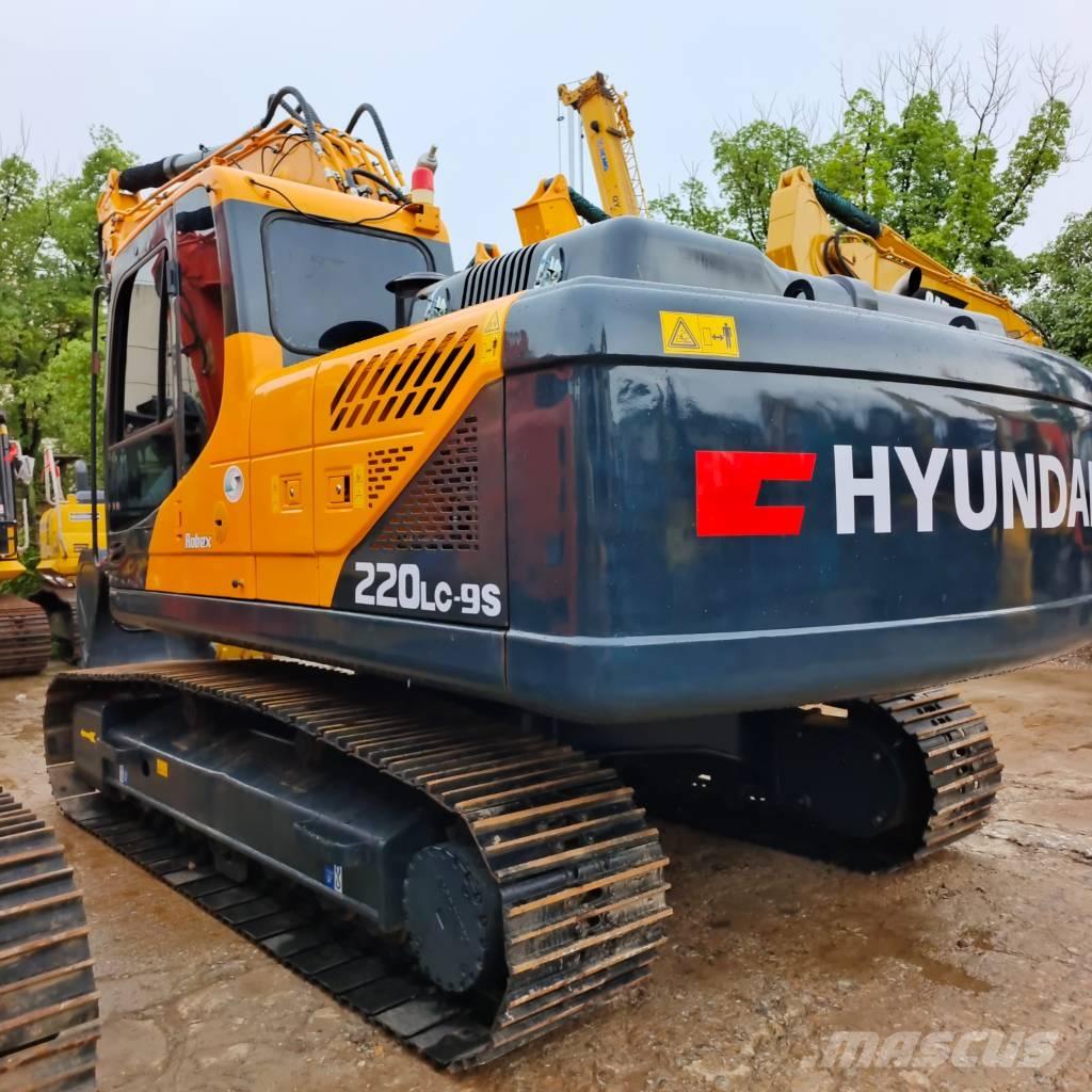 Hyundai 220LC-9S Crawler excavators