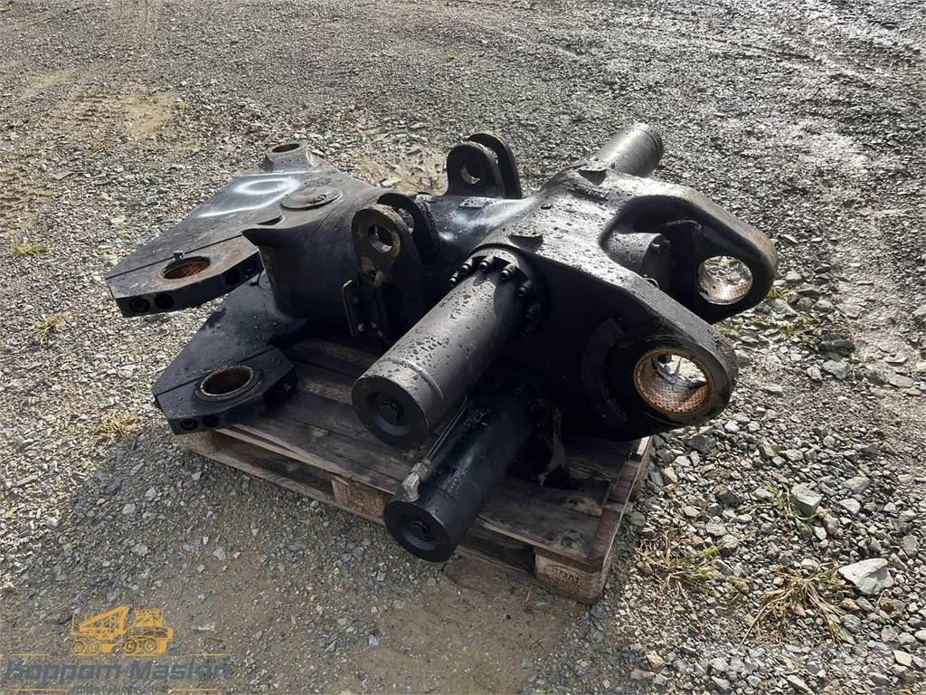 John Deere CH710 Harvester cranes