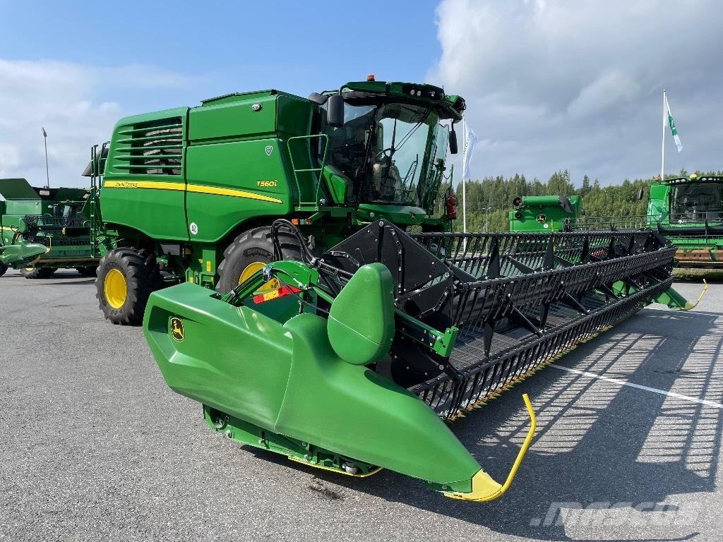 John Deere T 560 i Combine harvesters