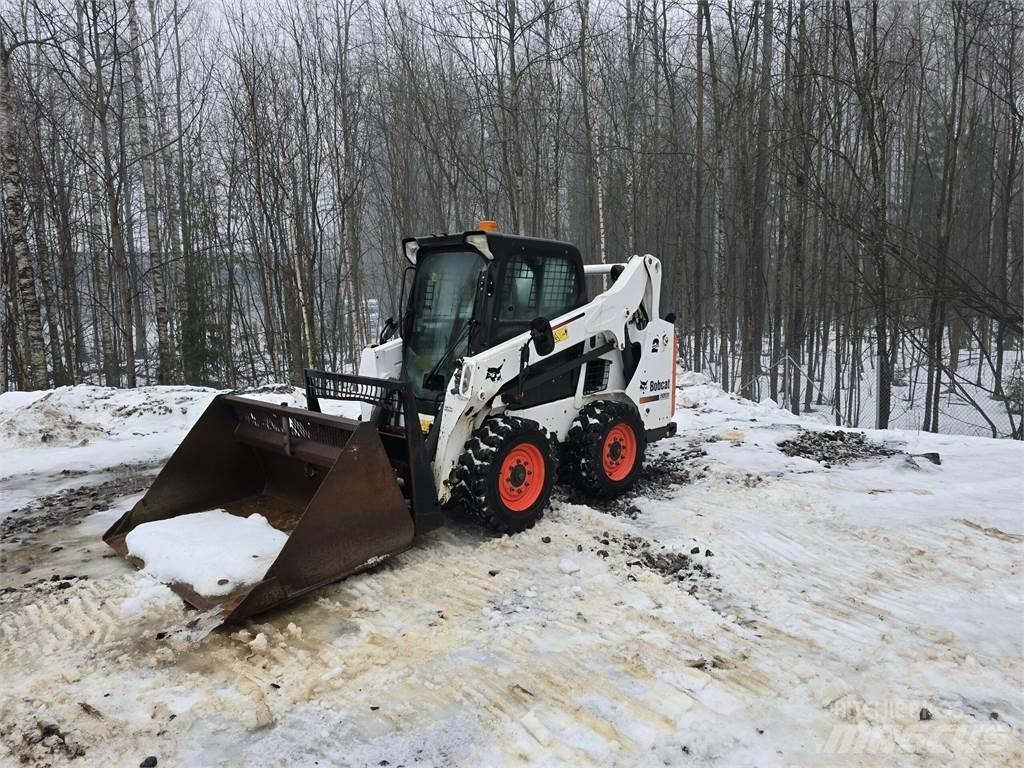 Bobcat S590 Skid steer loaders
