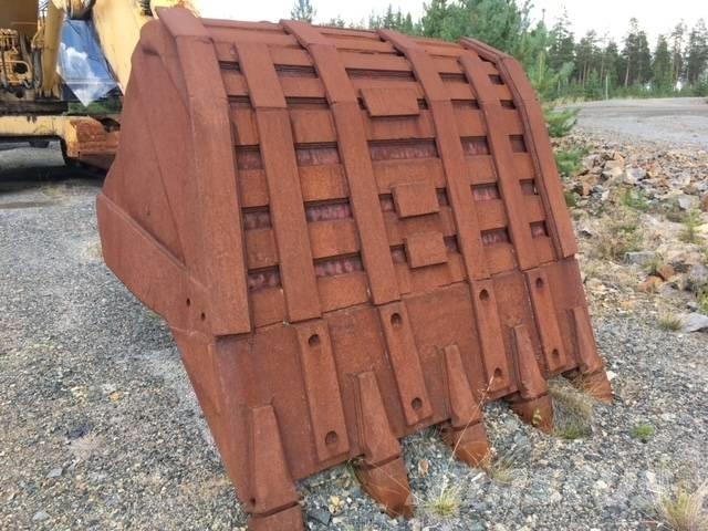 Komatsu PC 1000-1 Crawler excavators