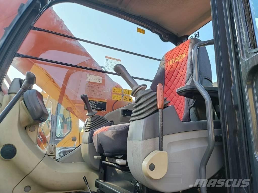 Hitachi ZX 250 LC Crawler excavators