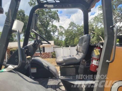 CASE 586H Rough terrain truck