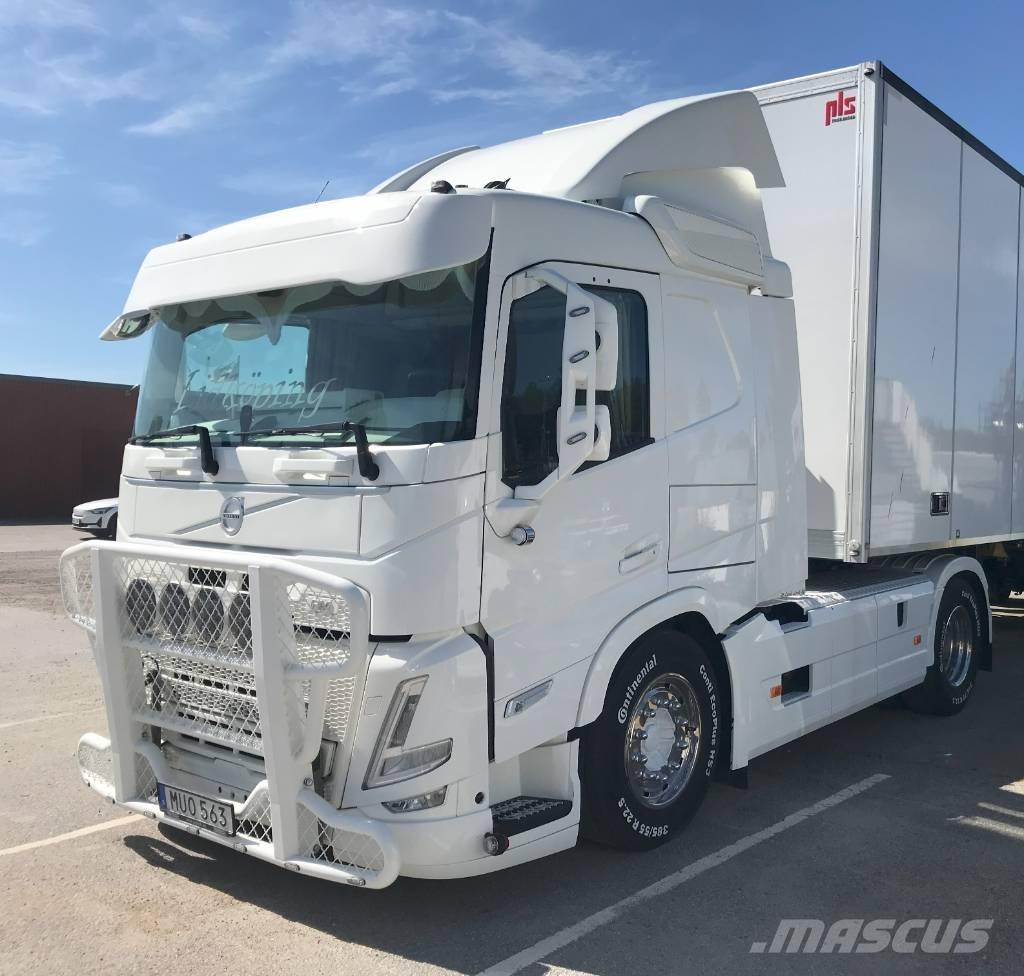 Volvo FM 380 4x2 Truck Tractor Units