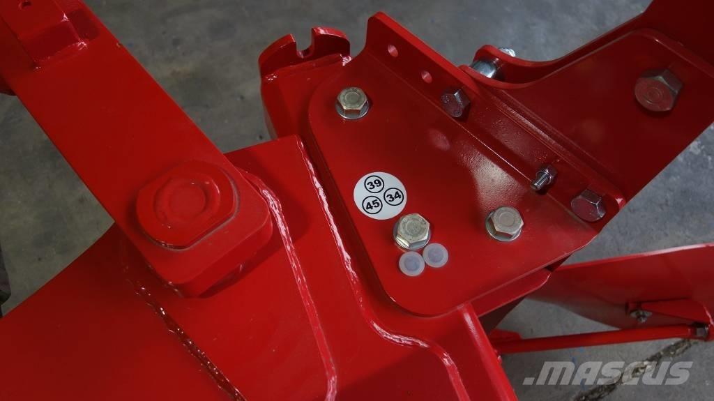  Sukov Downhil 3+1 Conventional ploughs