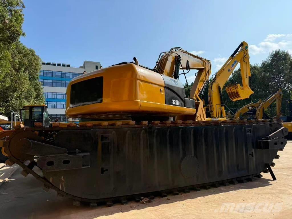 CAT 320 D2 Amphibious Excavators