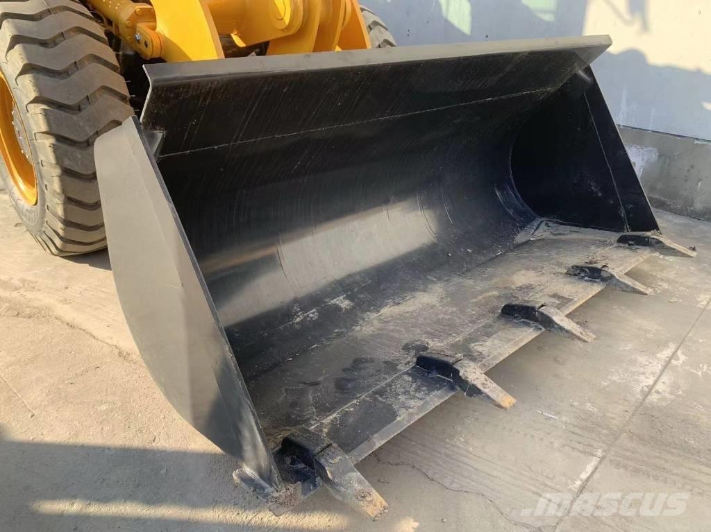 LiuGong CLG 835 Wheel loaders
