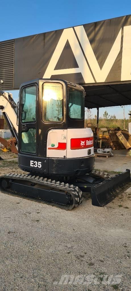 Bobcat E 35 Mini excavators < 7t