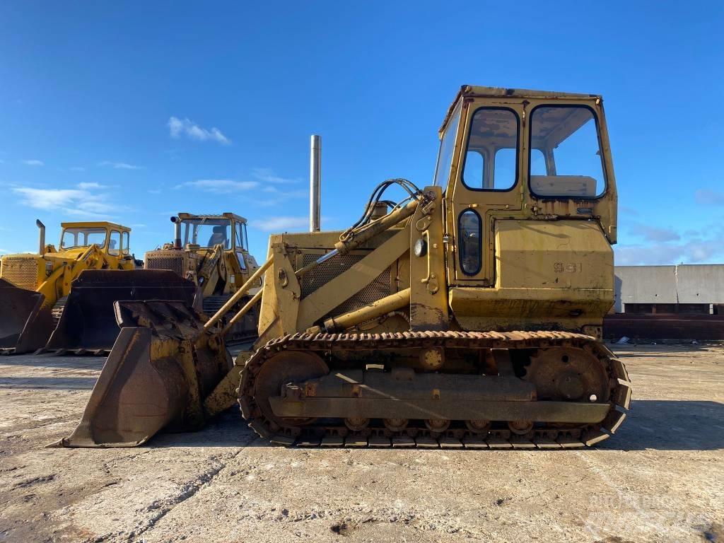 CAT 931 Crawler FEL's