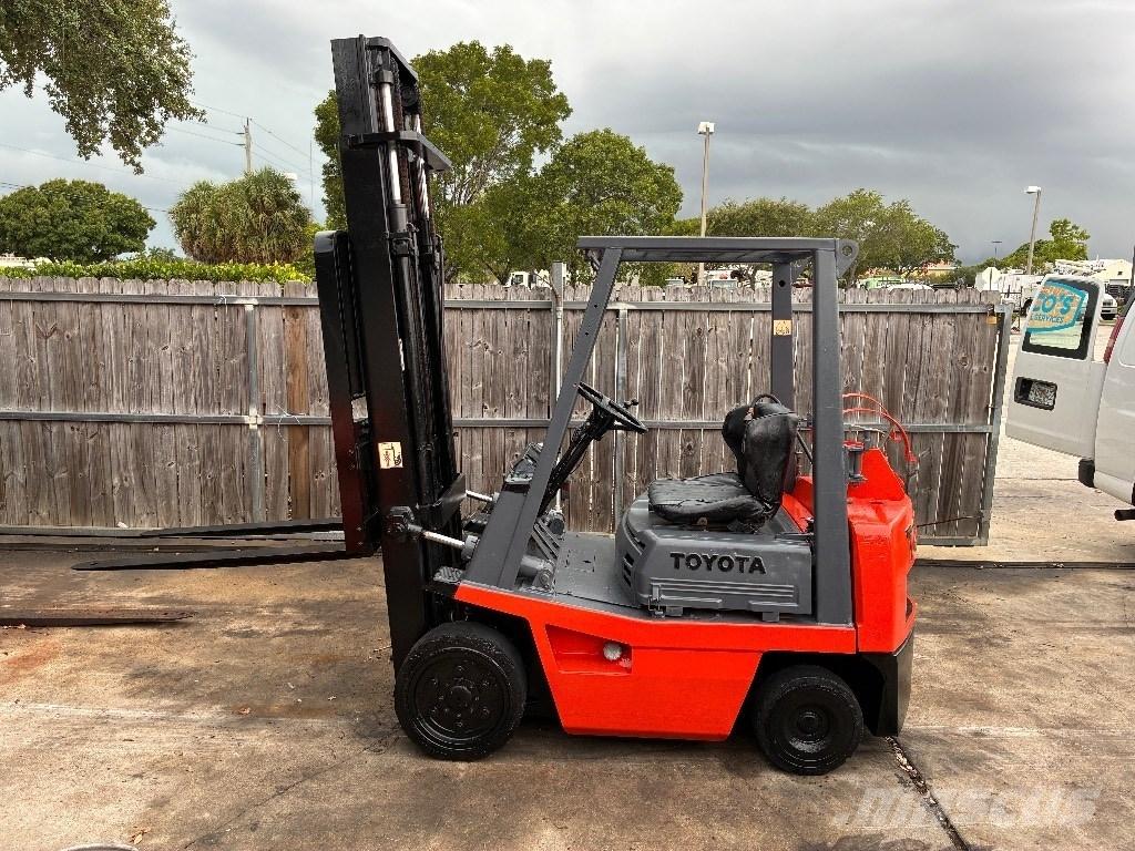 Toyota 42-4 FG 20 Other