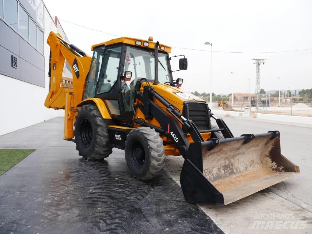 CAT 442 D TLB's
