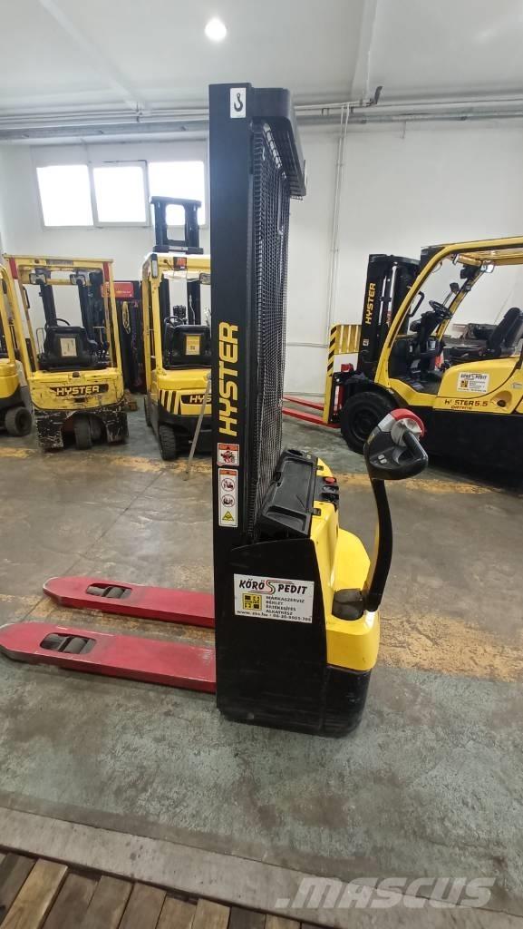 Hyster S 1.0 E Hand pallet stackers