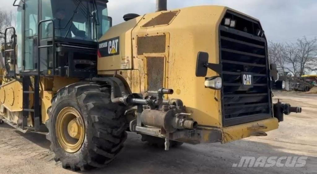 CAT RM 500 Asphalt recyclers