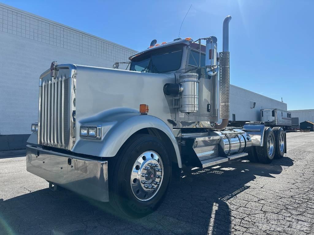 Kenworth W 900 L Truck Tractor Units
