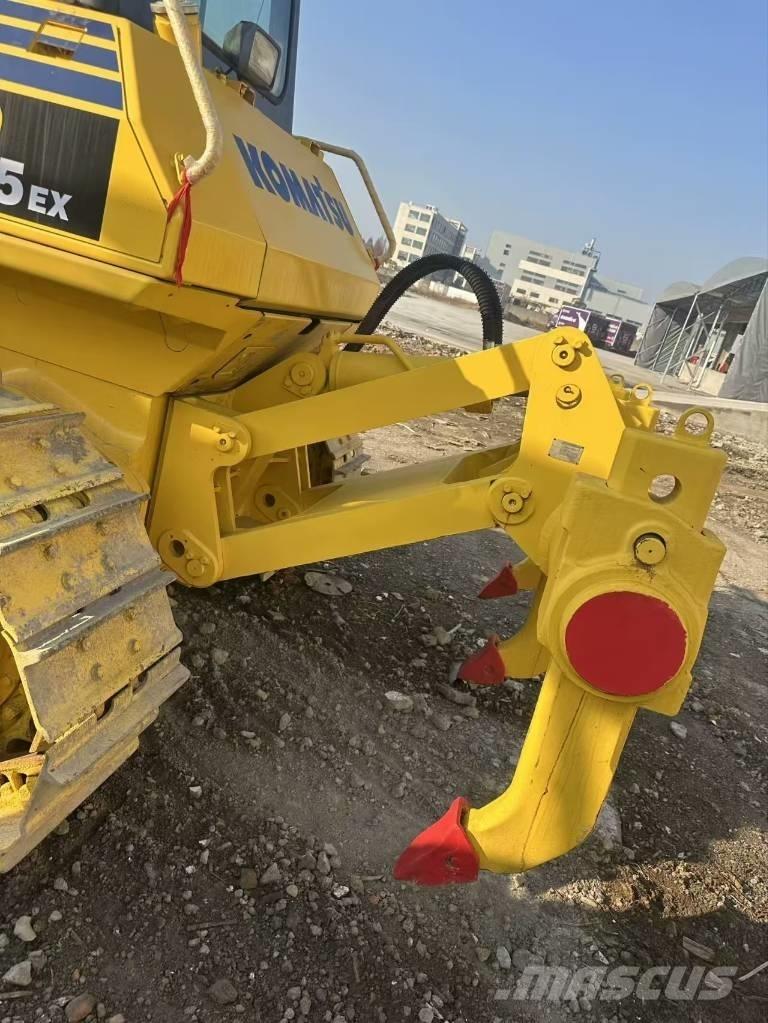 Komatsu D 85 E Crawler dozers