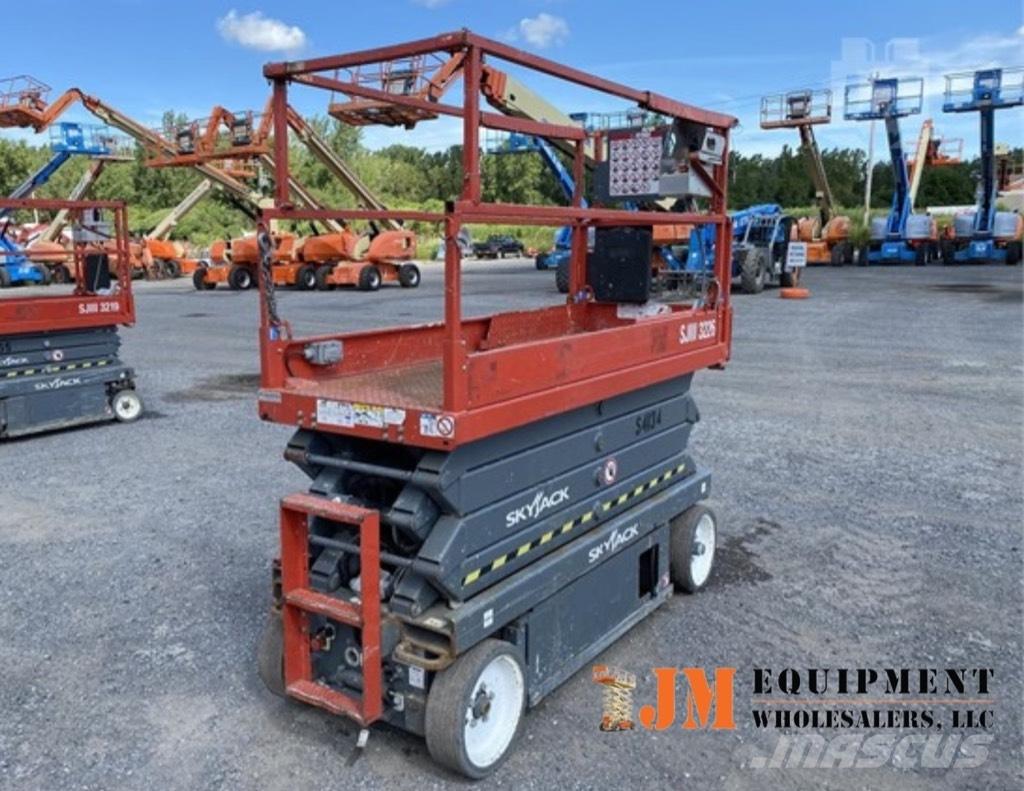 SkyJack SJ III 3226 Scissor lifts