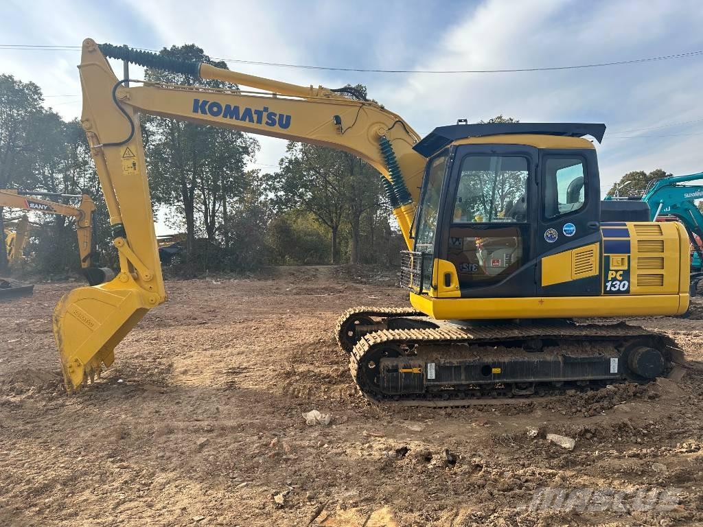 Komatsu PC 130 Midi excavators  7t - 12t