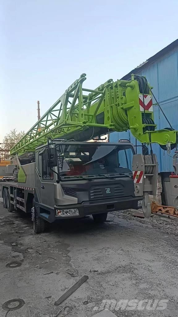 Zoomlion 25吨 All terrain cranes