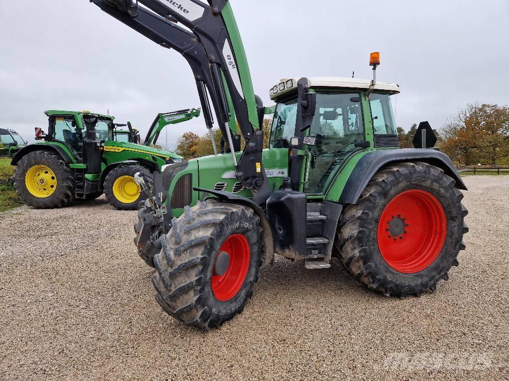 Fendt 820 GPS Tractors