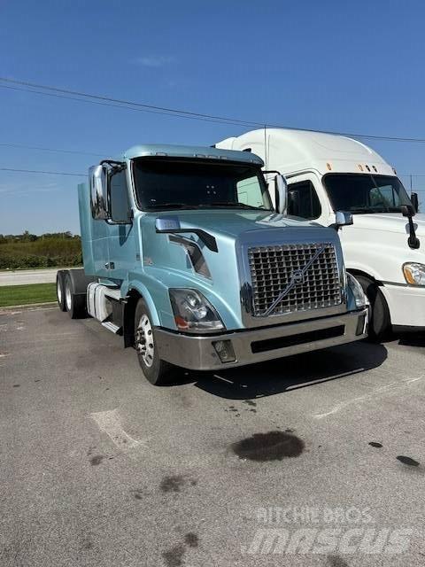 Volvo VNL 430 Truck Tractor Units