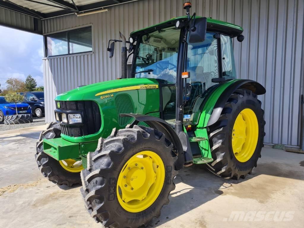 John Deere 5090 M Tractors