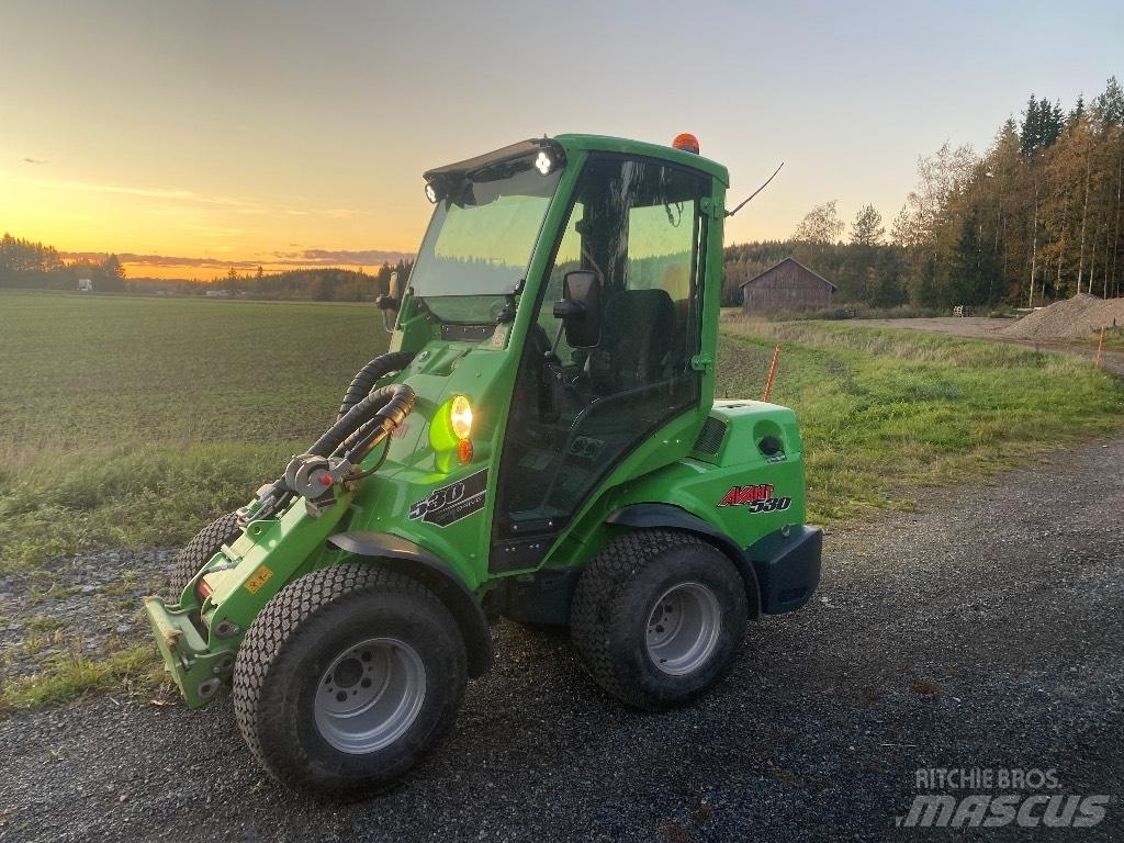 Avant 530 Mini loaders