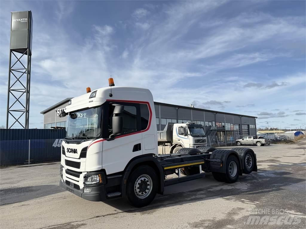Scania P 360 6X2 Chassis Cab trucks