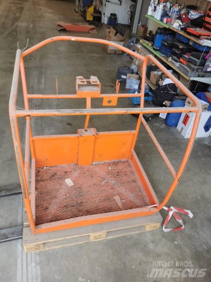 JLG Toucan 10 E Booms and arms